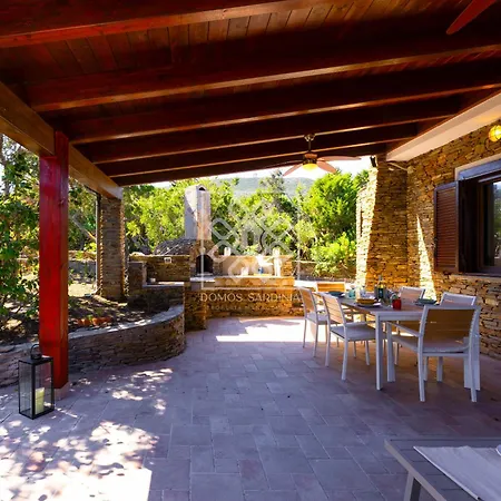 Casa Sardinia 度假居 斯廷蒂诺